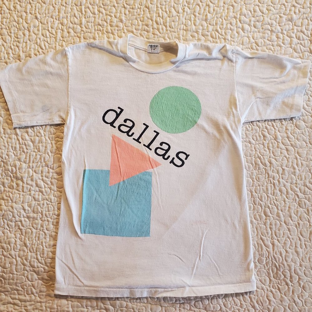 Vintage Dallas Unisex T-Shirt/Size Medium